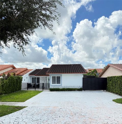 11542 SW 5th St Sweetwater FL 33174