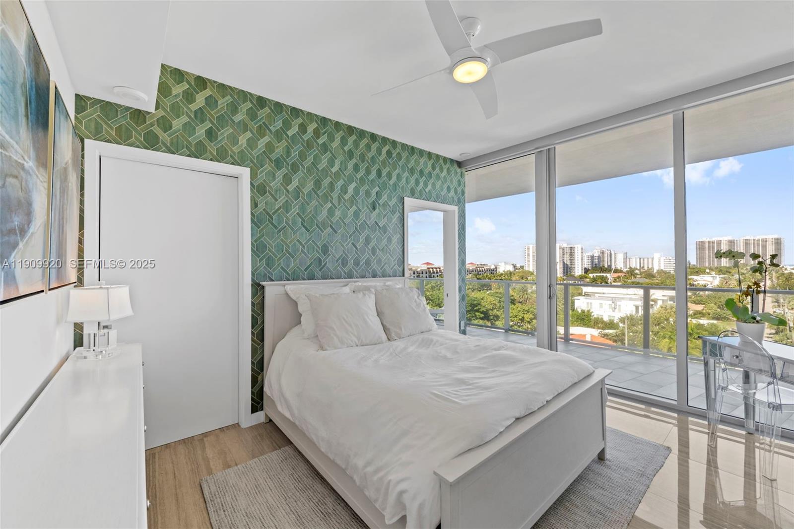 2200 FORT LAUDERDALE BEAC - Residential