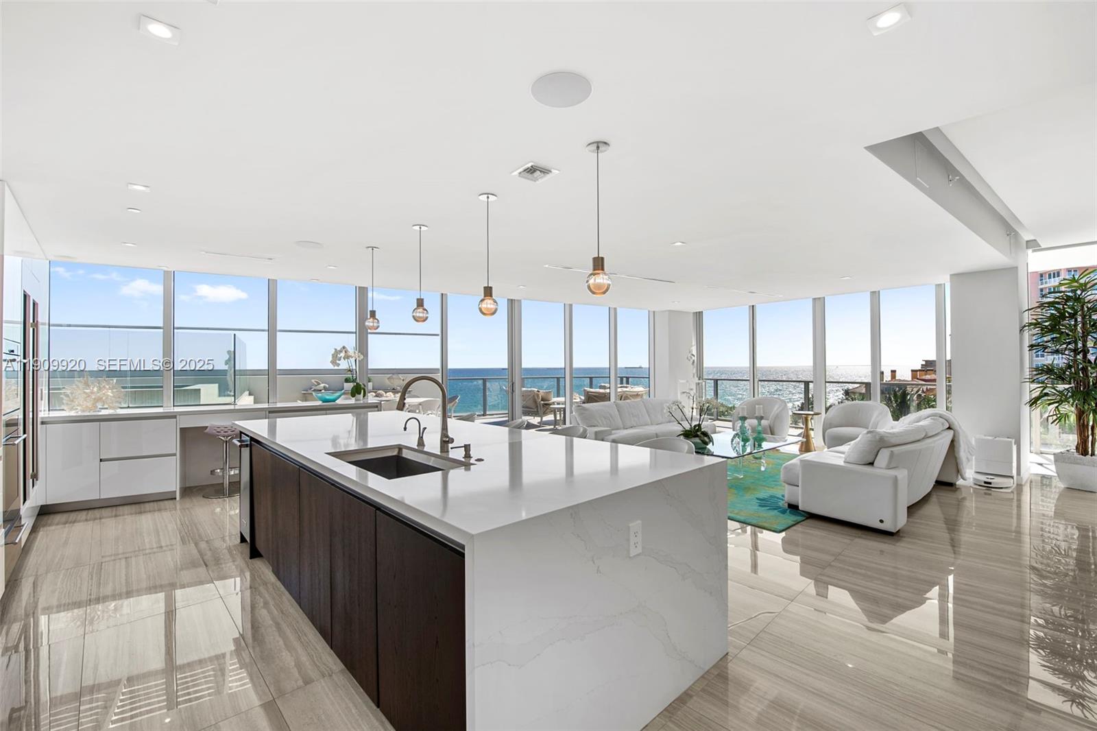 2200 FORT LAUDERDALE BEAC - Residential