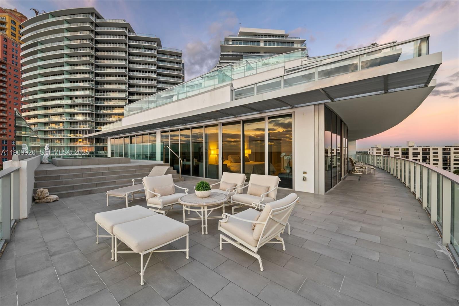 2200 FORT LAUDERDALE BEAC - Residential