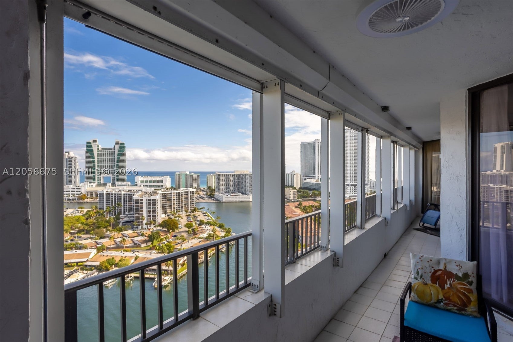 300 Three Islands Blvd PH3A