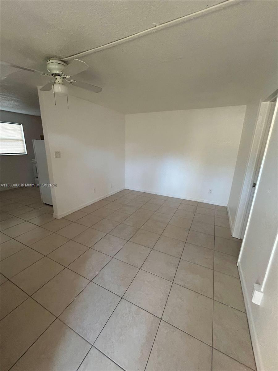 RIVERSIDE NO 3 - Residential Lease