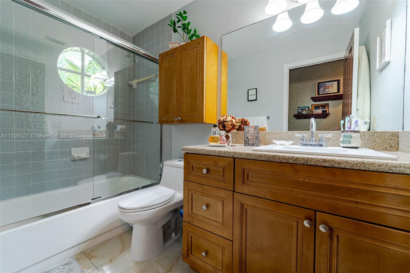 LIMEWOOD GROVE - Residential