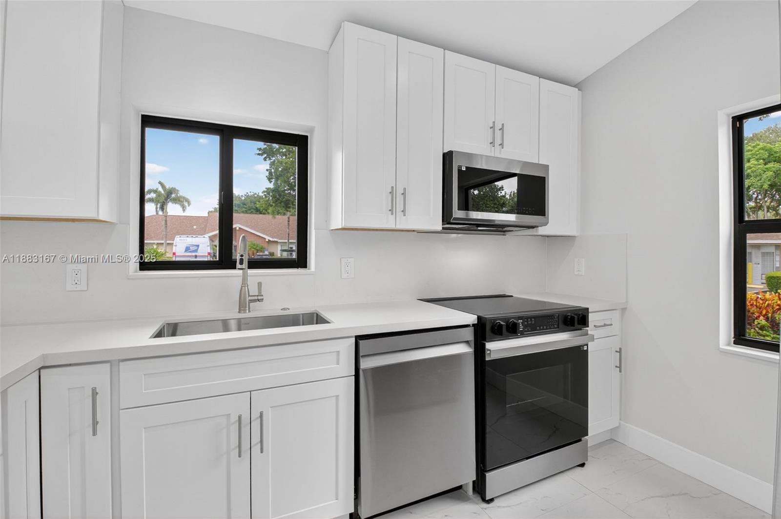 WHISPER WALK - Residential