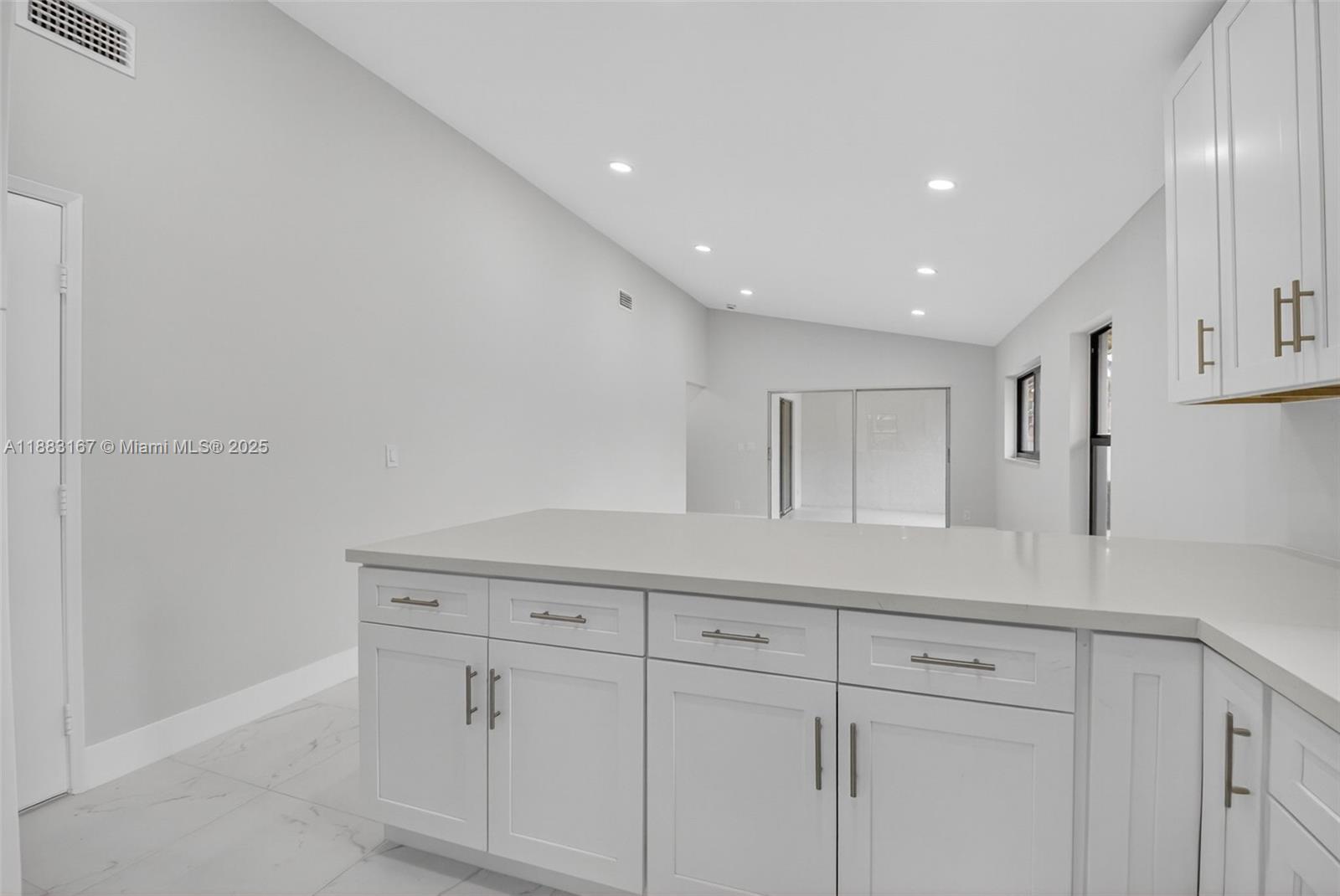 WHISPER WALK - Residential