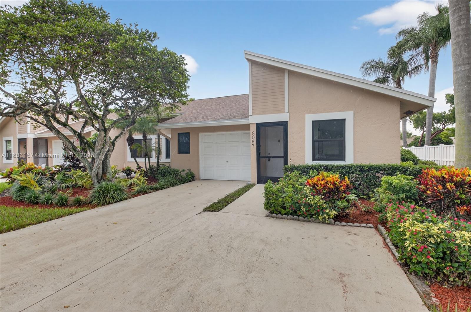 WHISPER WALK - Residential