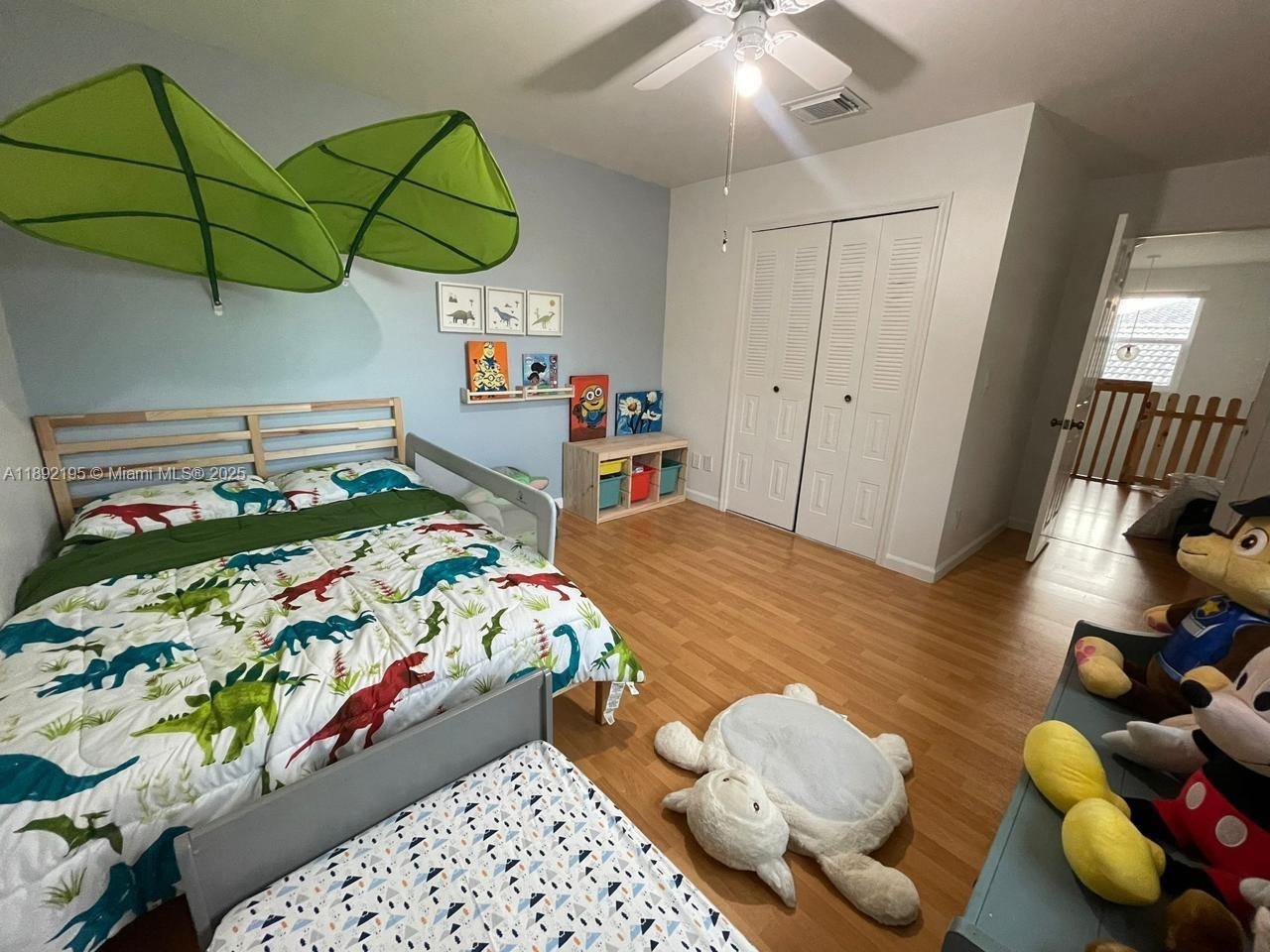 LANDINGS - Residential Lease