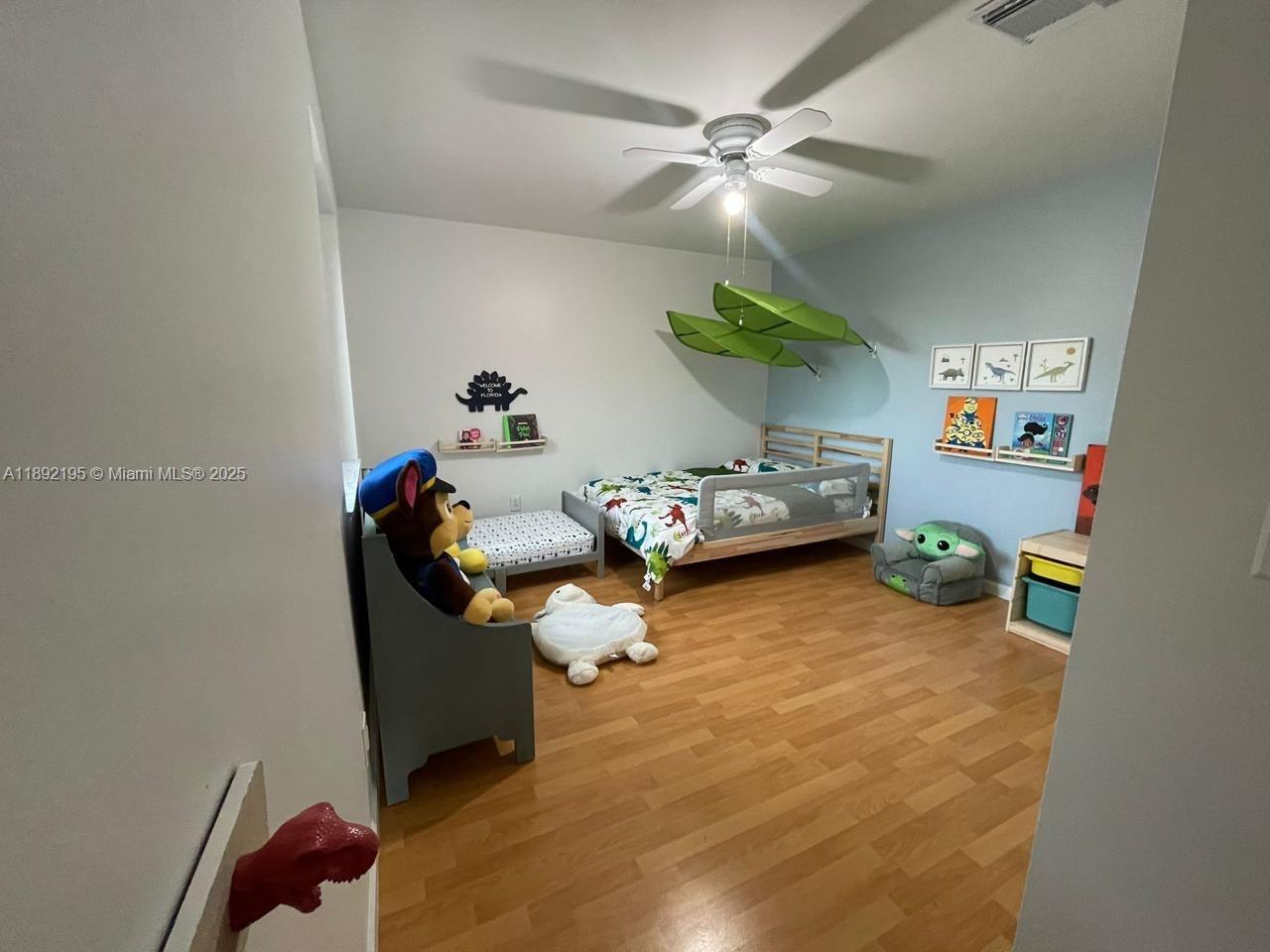 LANDINGS - Residential Lease