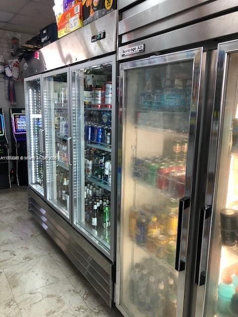 1011 SW 67th Ave