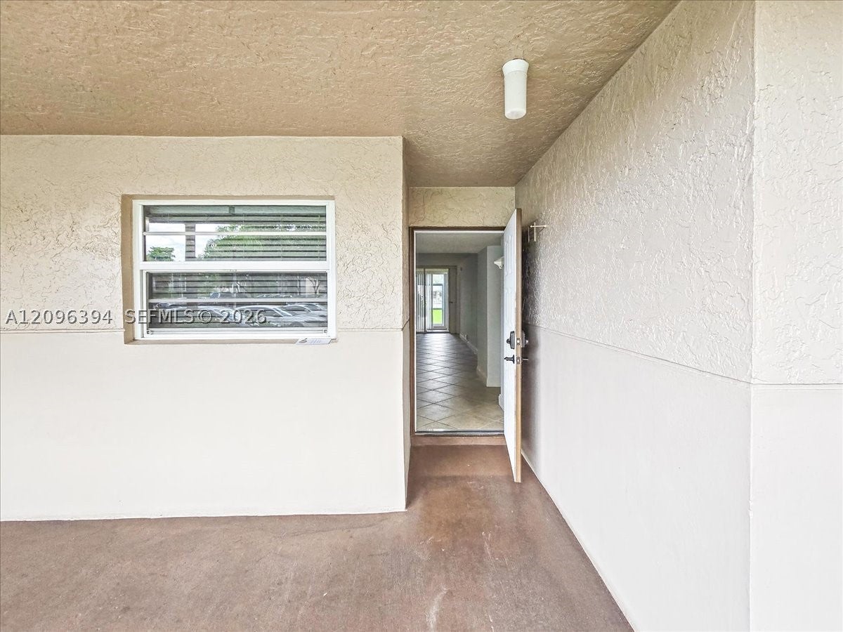 1830 Sabal Palm Dr 105