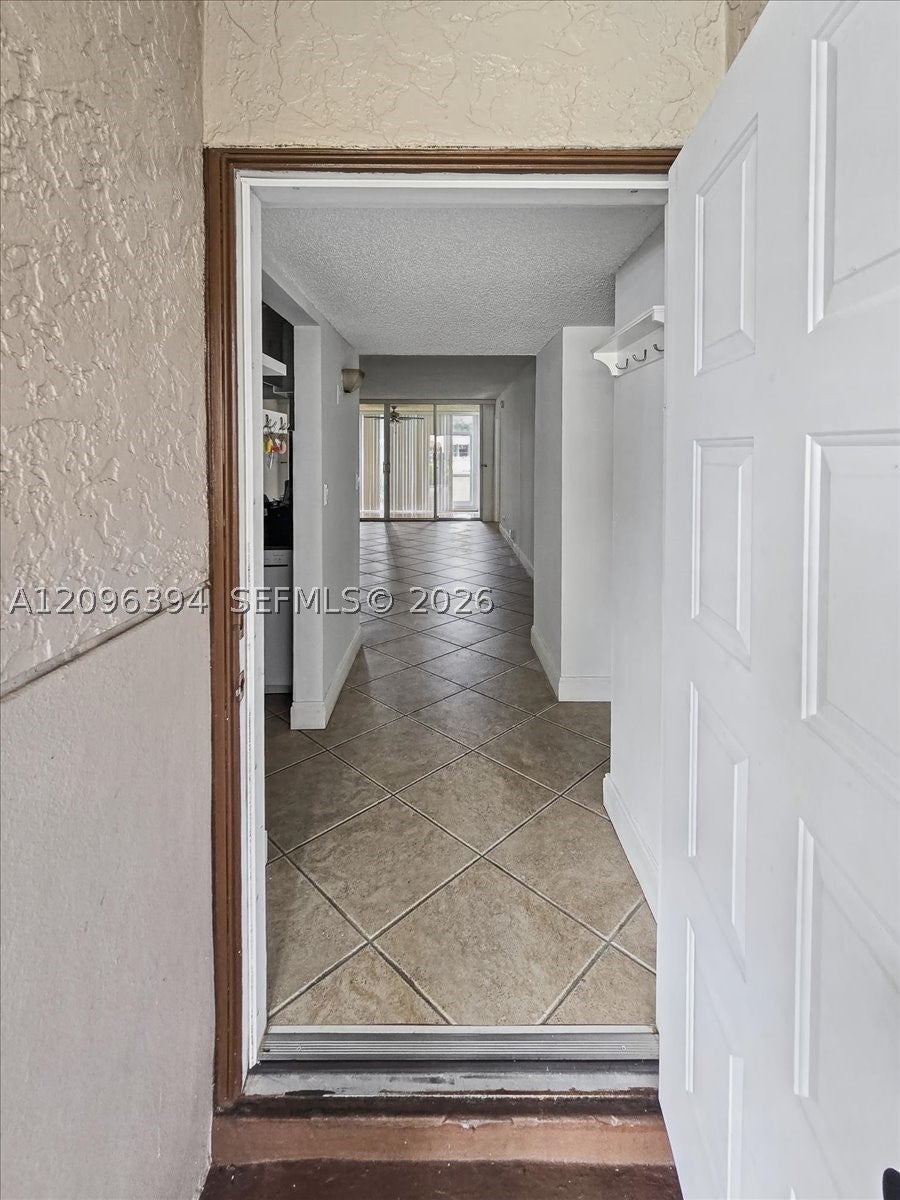 1830 Sabal Palm Dr 105