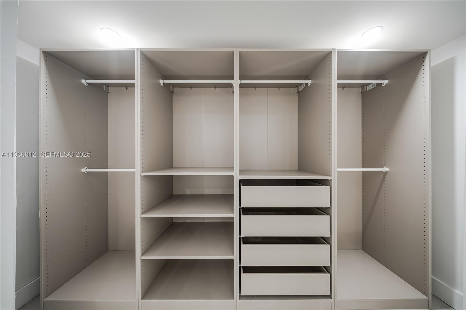 PARKWAY - Residential