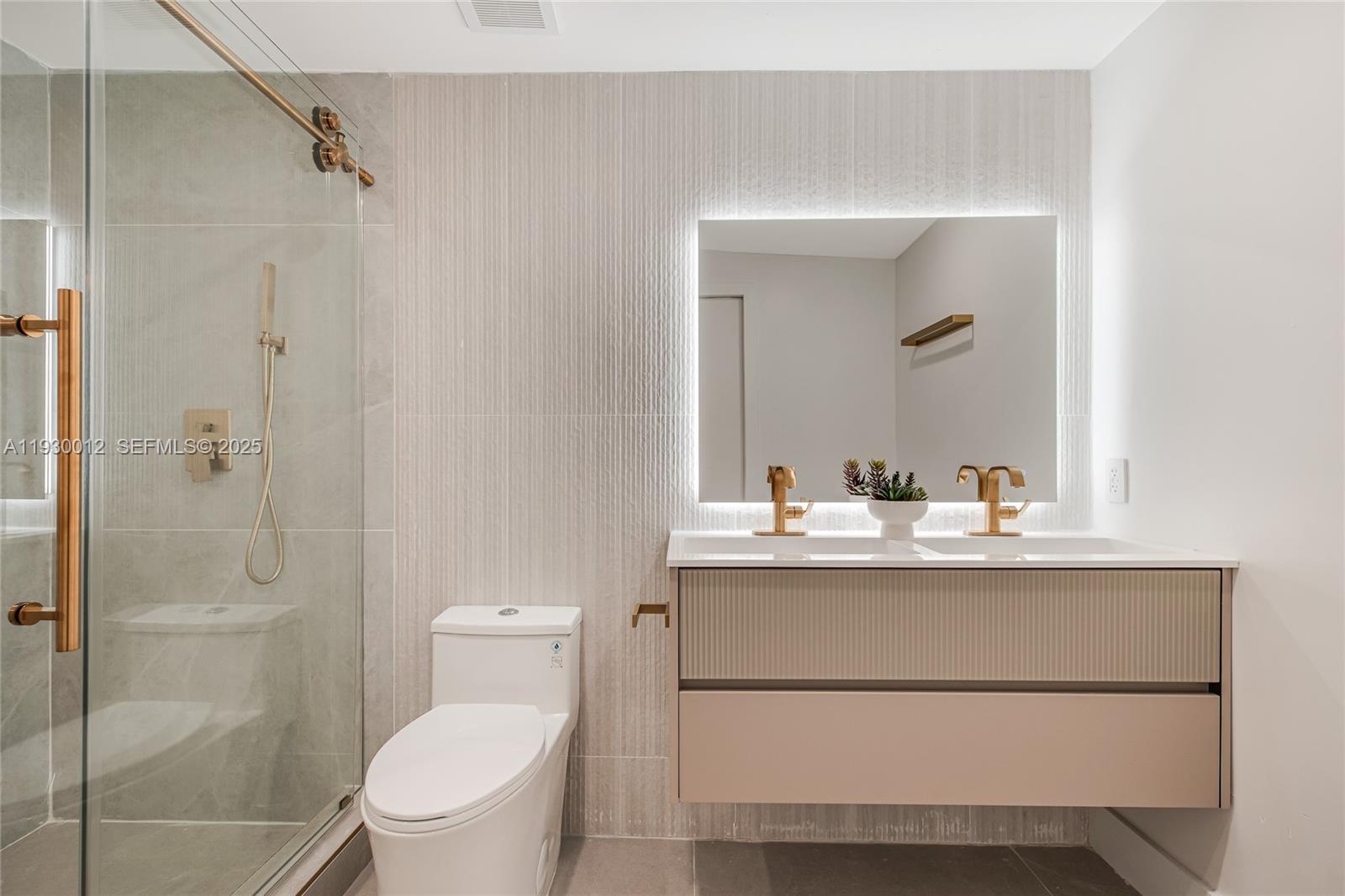 PARKWAY - Residential