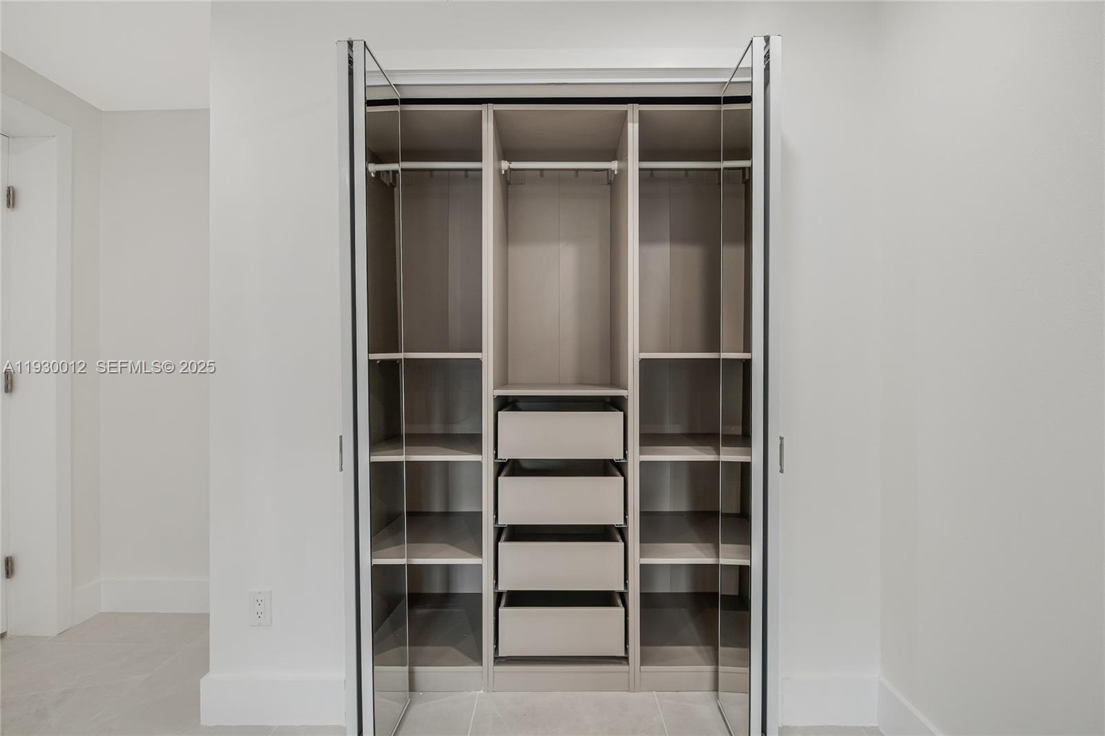 PARKWAY - Residential