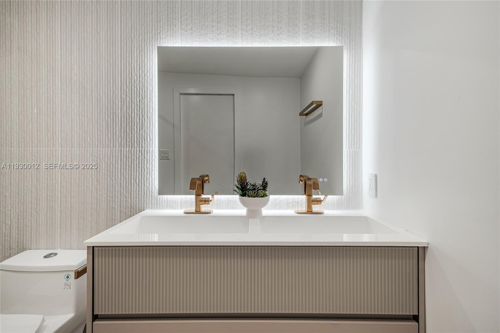 PARKWAY - Residential