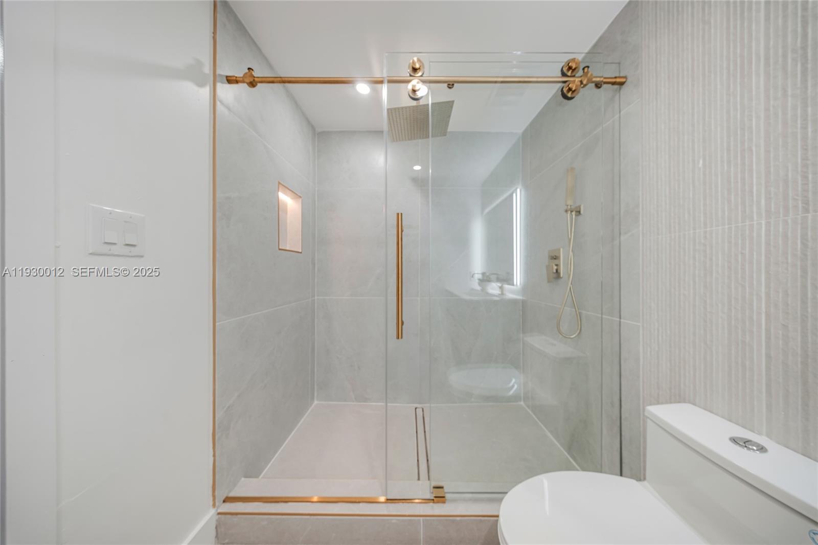 PARKWAY - Residential