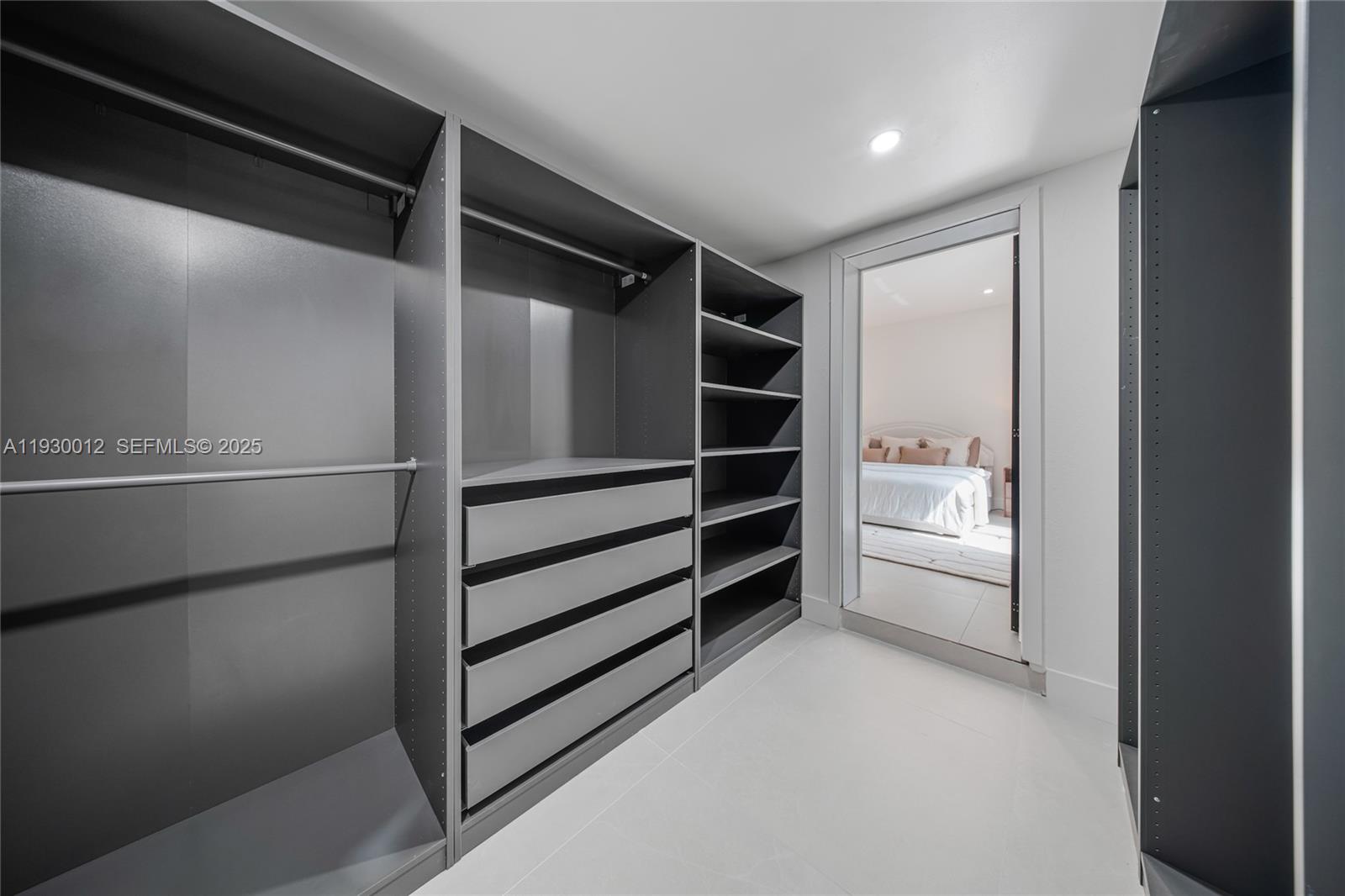 PARKWAY - Residential