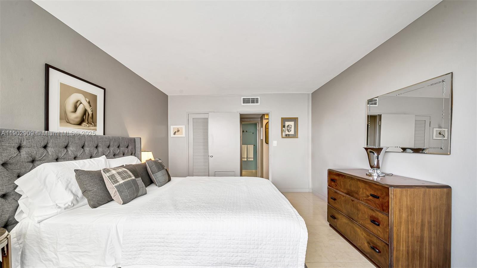 MIRADOR 1200 CONDO - Residential