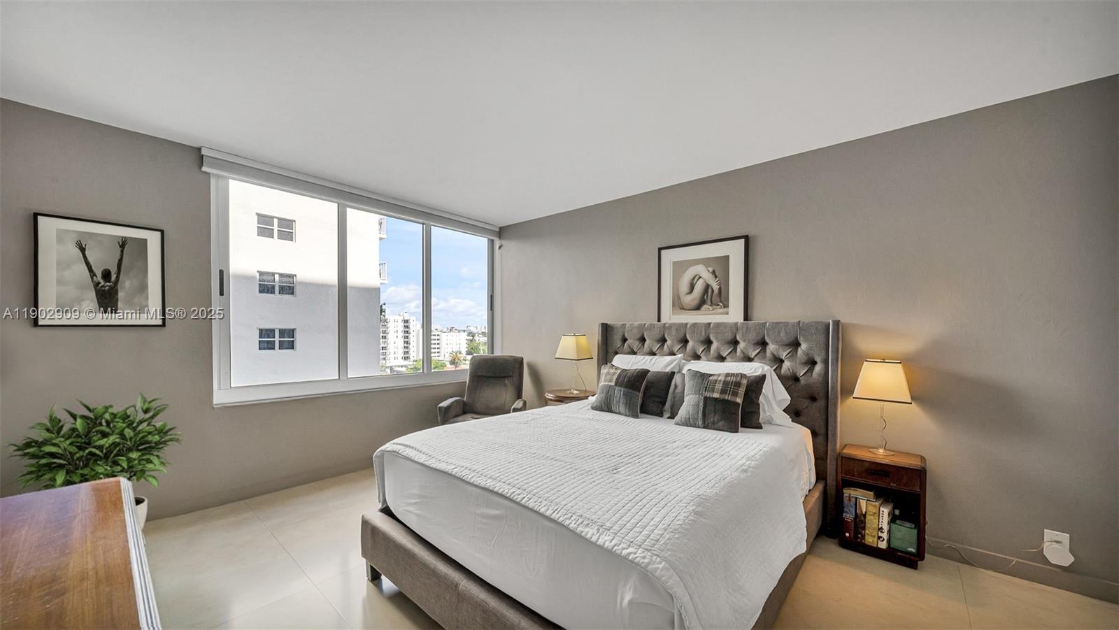 MIRADOR 1200 CONDO - Residential