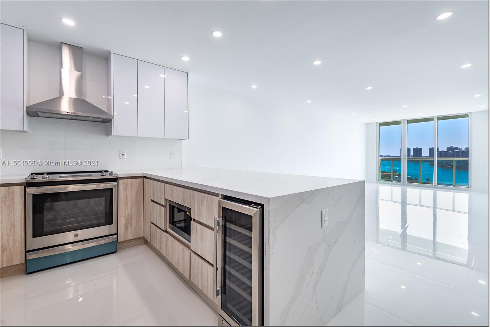 Photo 1 of 19380 Collins Ave Ave 1619, Sunny Isles Beach, Florida, $649,000, Web #: 11564558