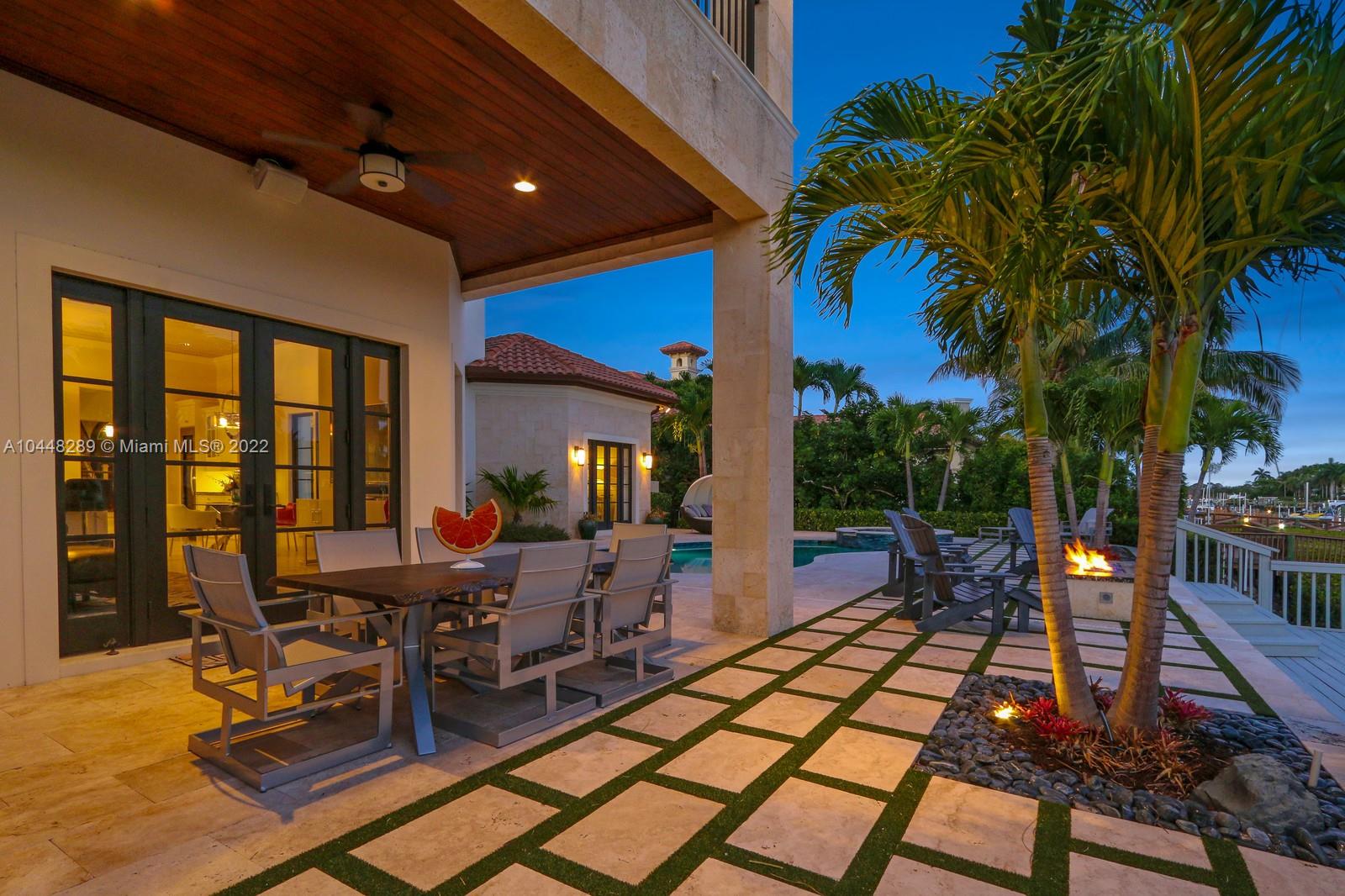 ADMIRALS COVE - Residential