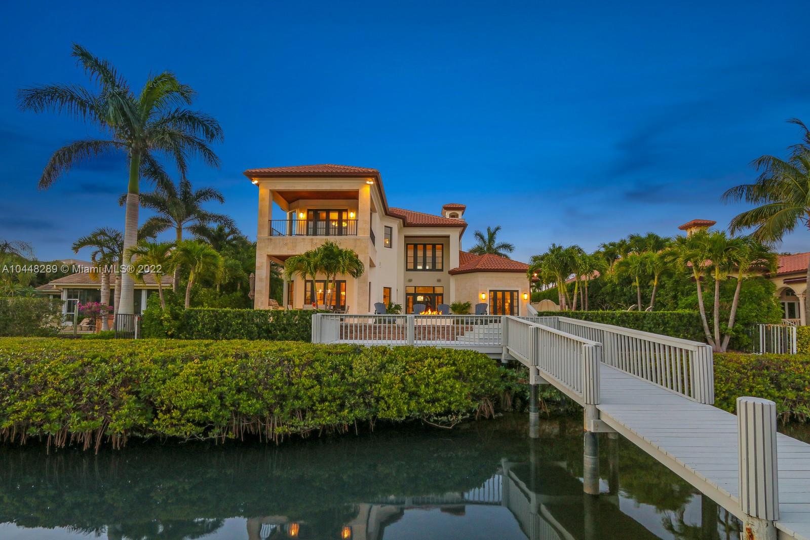 ADMIRALS COVE - Residential