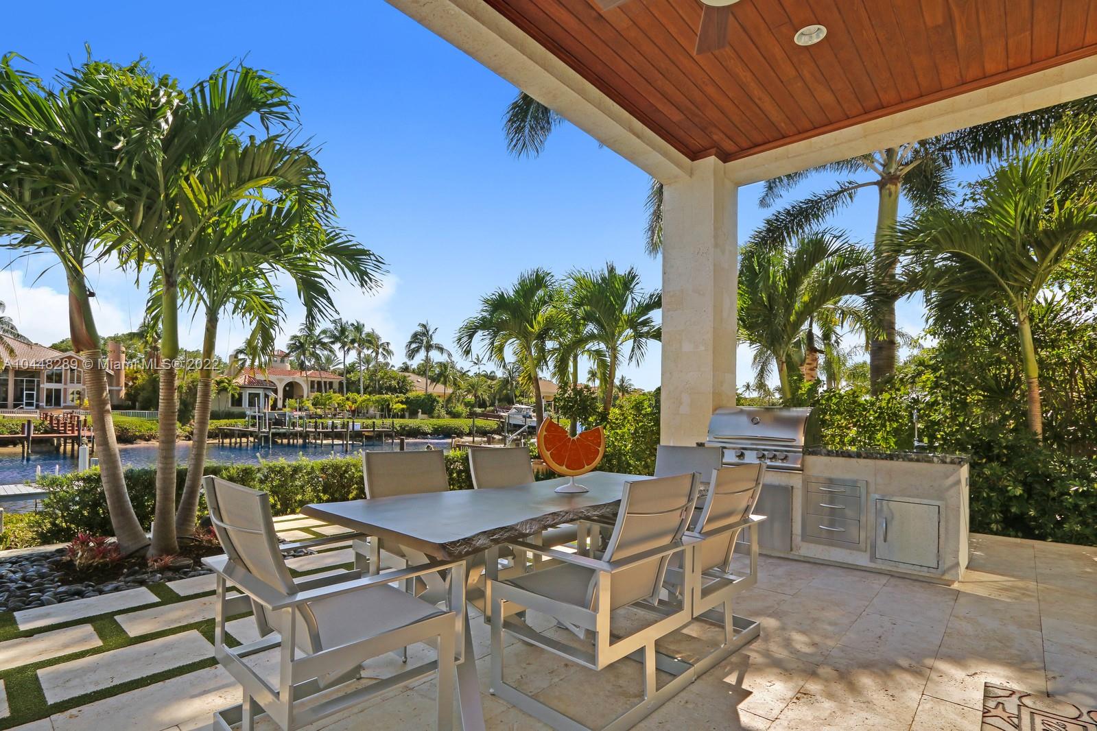 ADMIRALS COVE - Residential