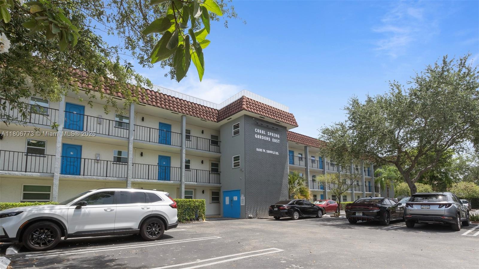 Property for Sale at 8605 W Sample Rd 202, Coral Springs, Broward County, Florida - Bedrooms: 2 
Bathrooms: 2  - $179,000