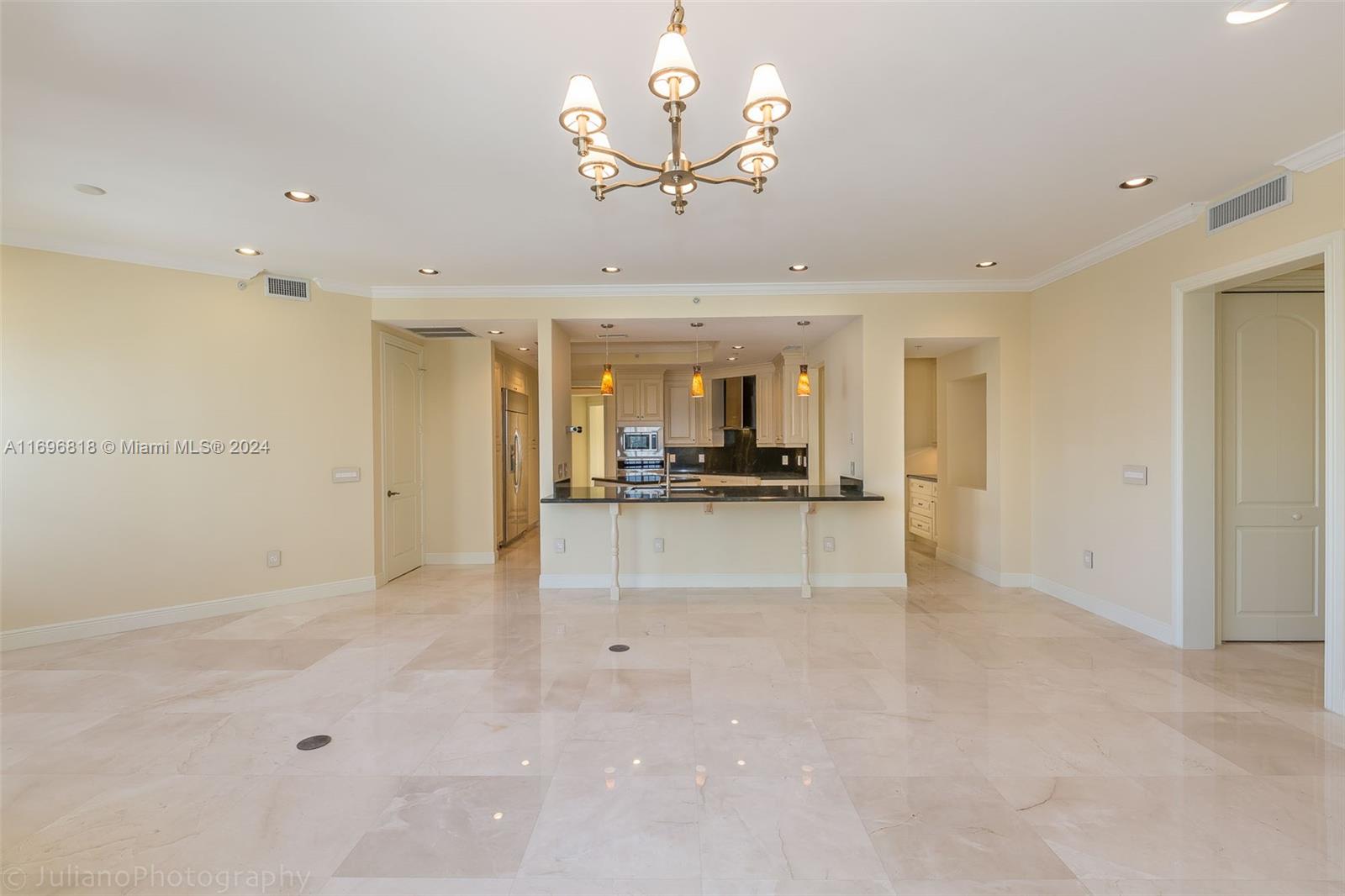 SUNRISE OCEAN CLUB CONDO - Residential Lease