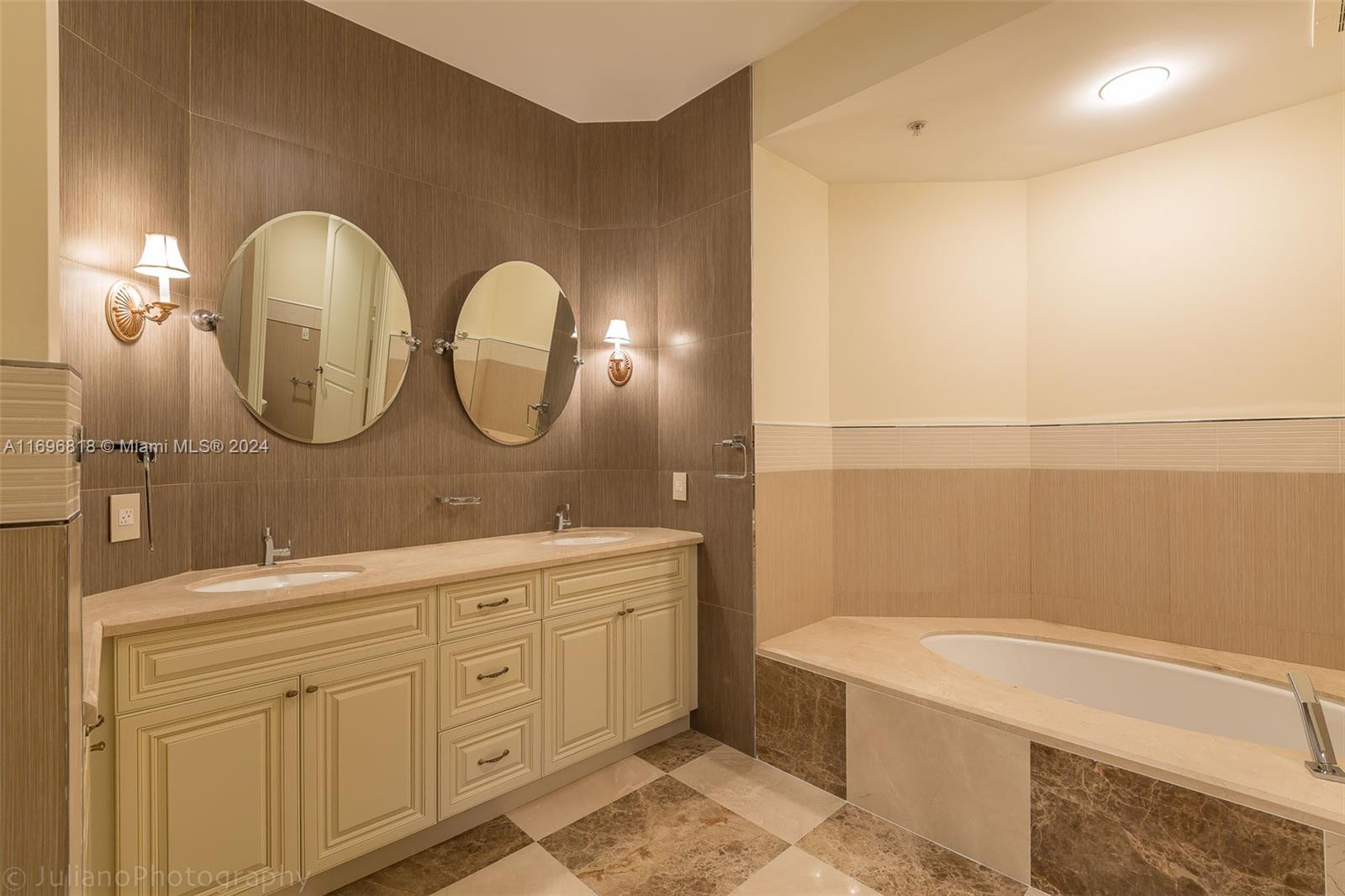 SUNRISE OCEAN CLUB CONDO - Residential Lease