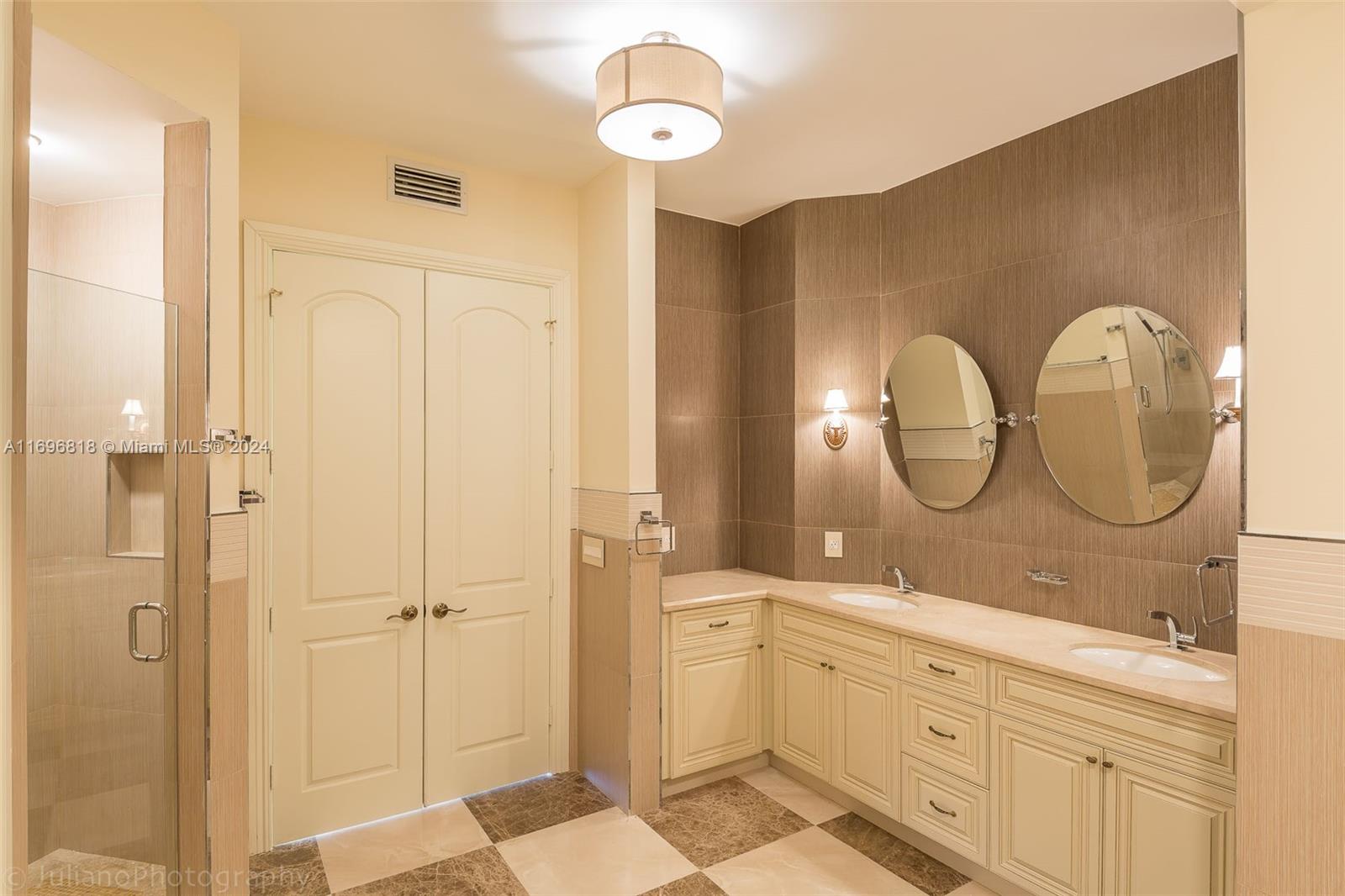 SUNRISE OCEAN CLUB CONDO - Residential Lease