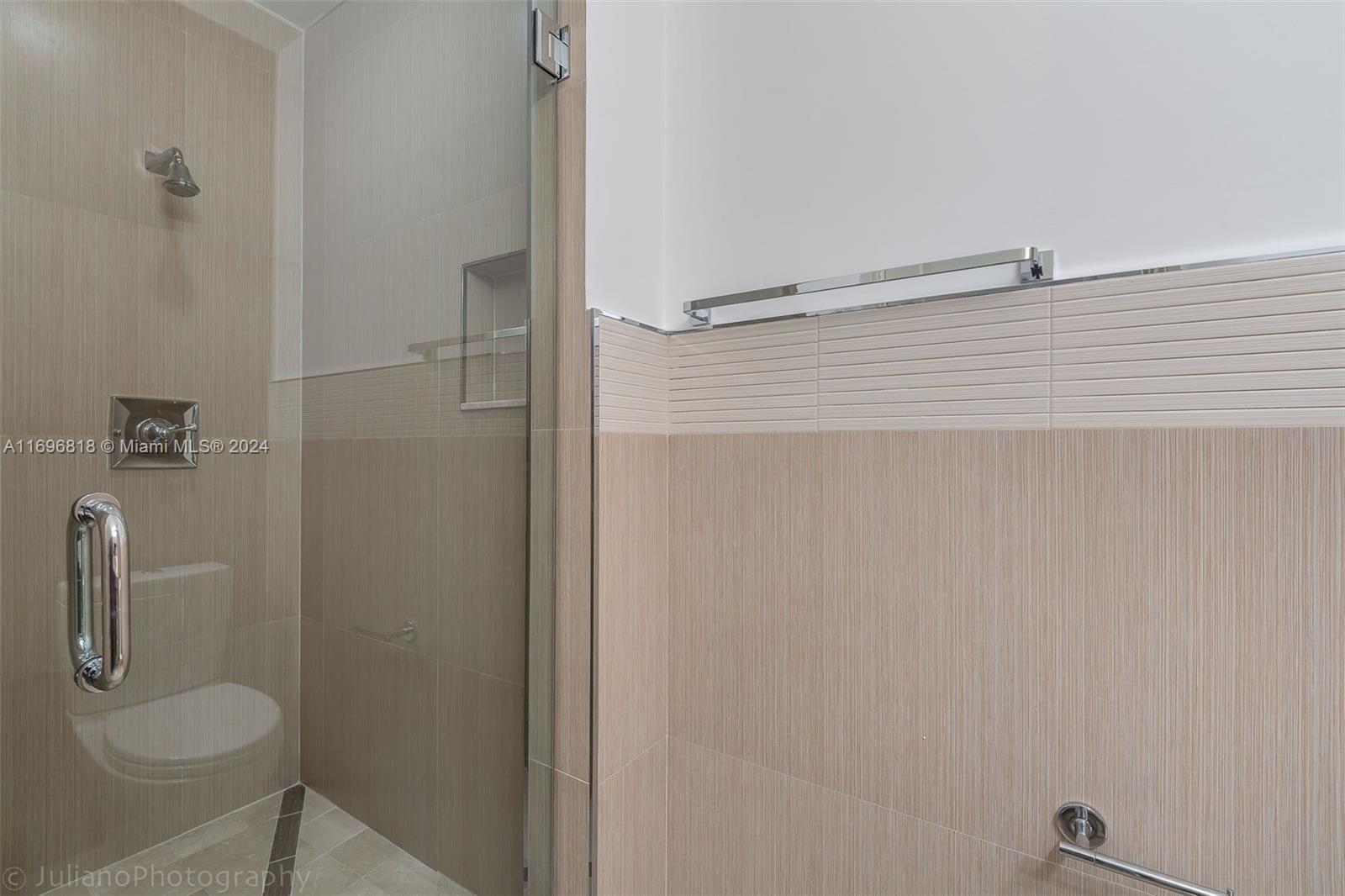 SUNRISE OCEAN CLUB CONDO - Residential Lease