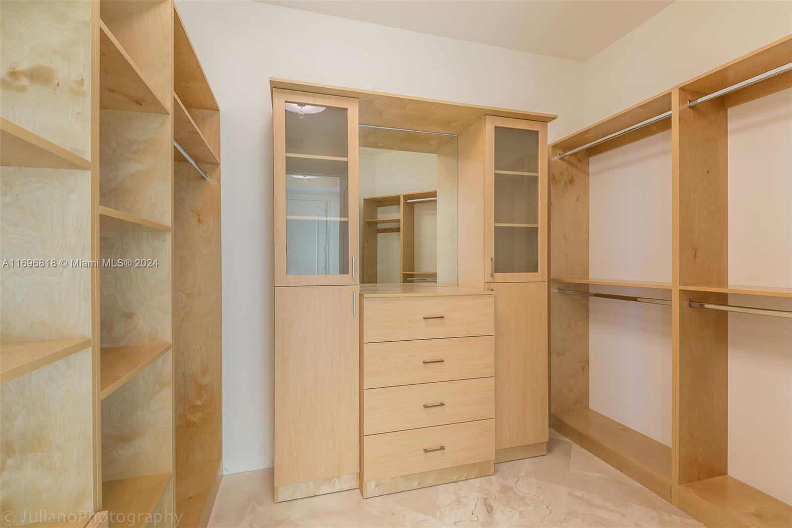 SUNRISE OCEAN CLUB CONDO - Residential Lease
