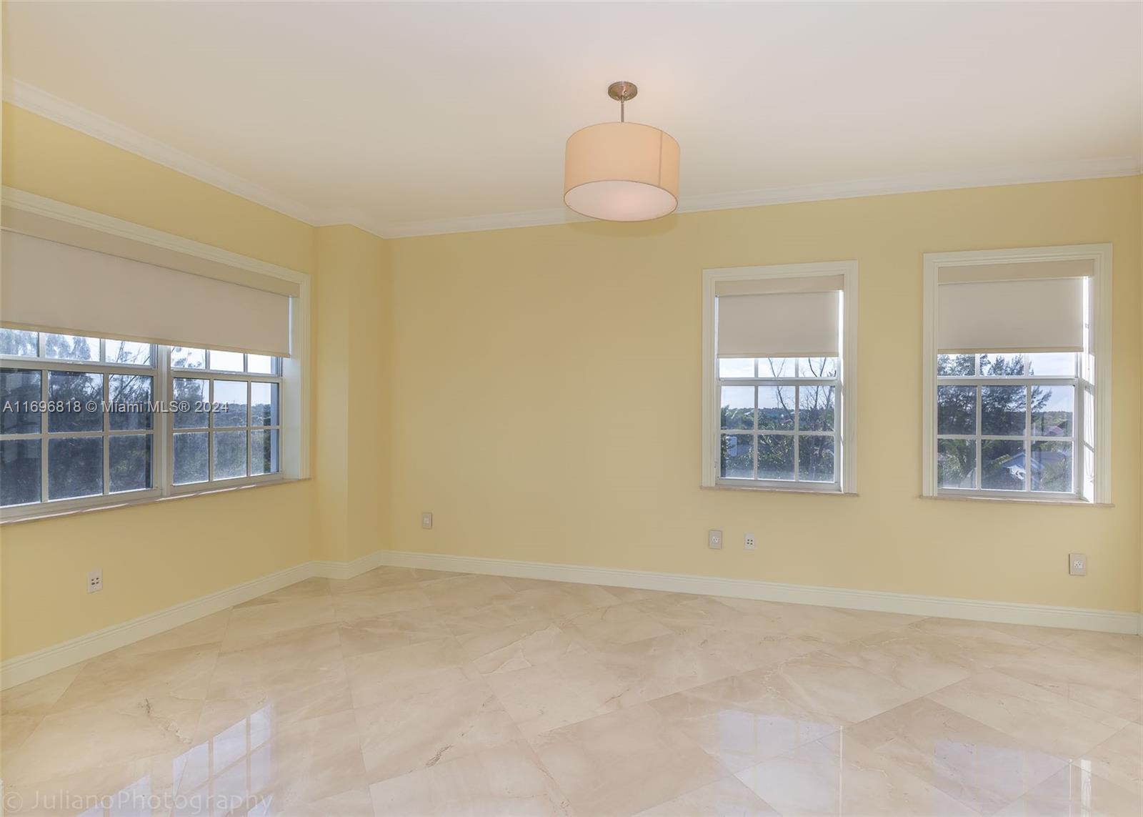 SUNRISE OCEAN CLUB CONDO - Residential Lease