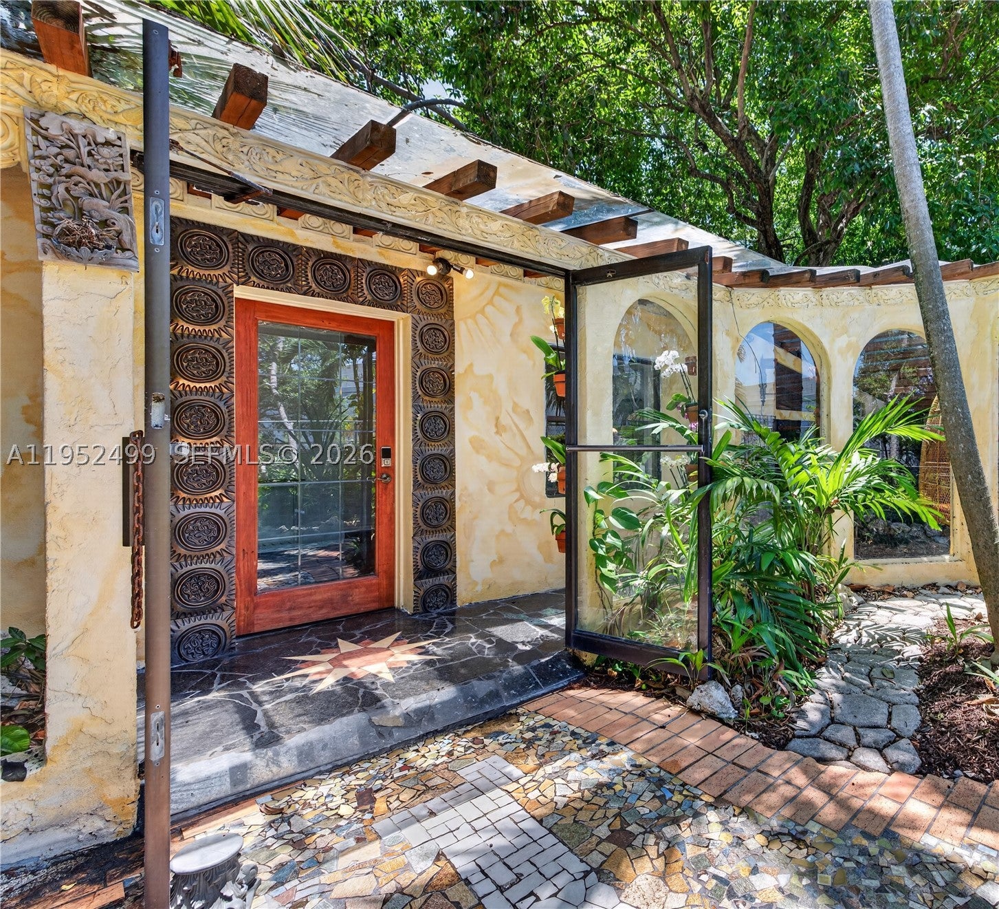 732 NW 43rd Ct