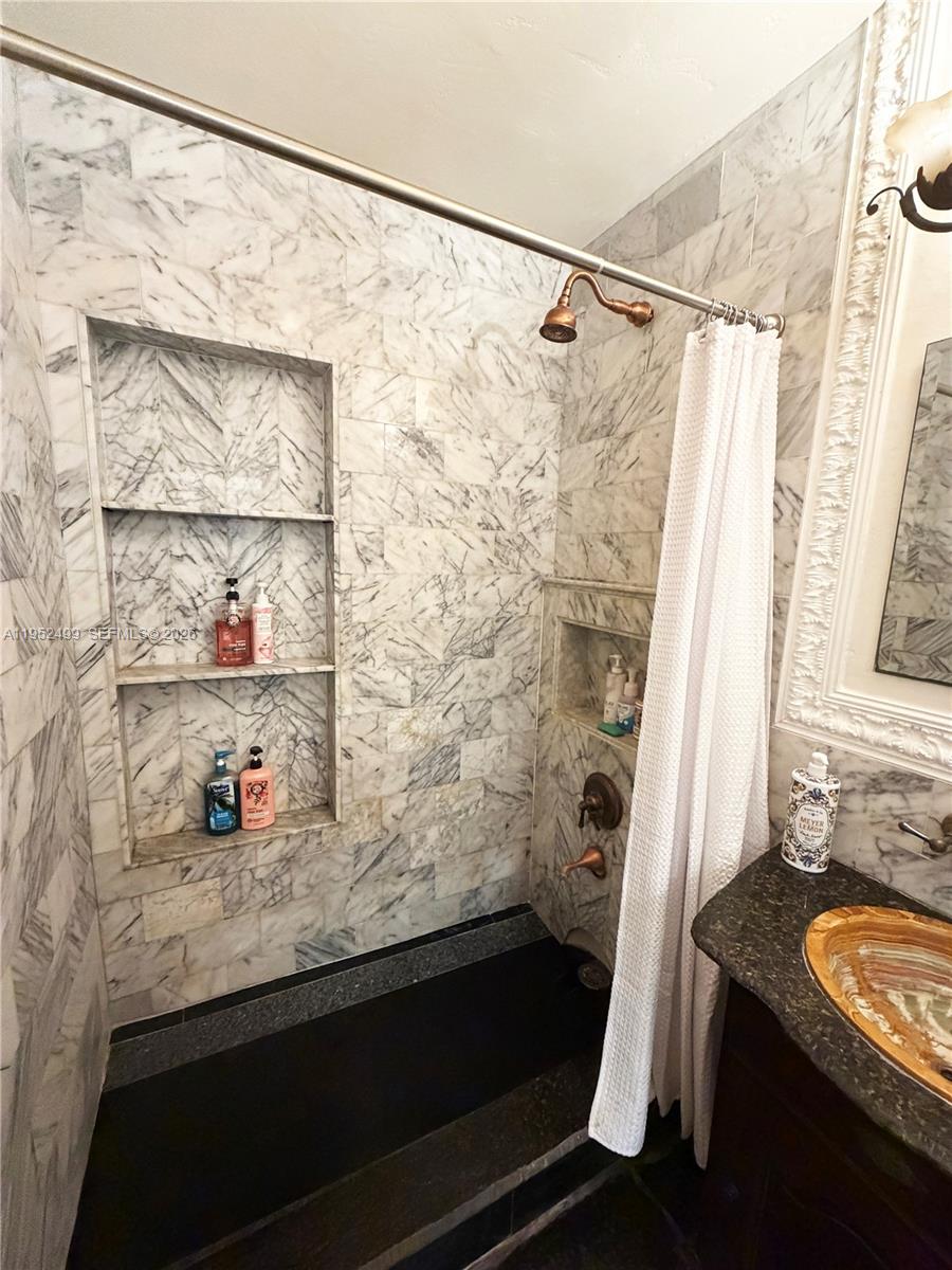 PROSPECT GARDENS - Residential