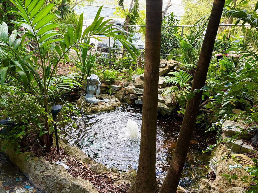 Photo of 732 NW 43rd Ct, Oakland Park, FL 33309 (MLS # A11952499)