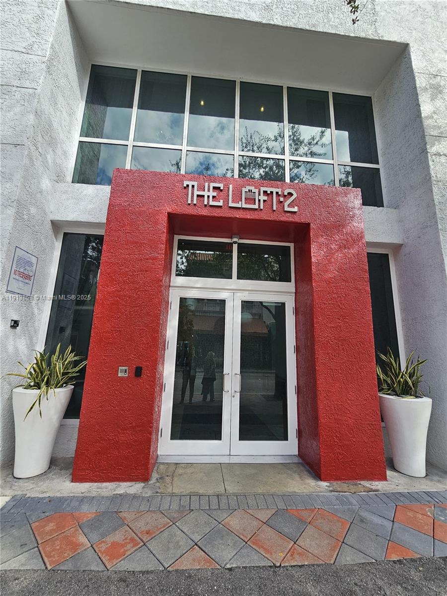 THE LOFT DOWNTOWN II COND - Residential Lease