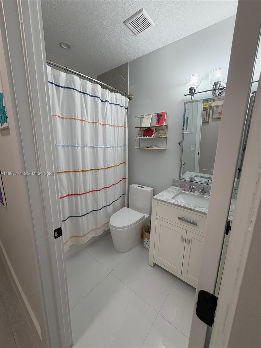 SANDCASTLES AT DORAL - Residential