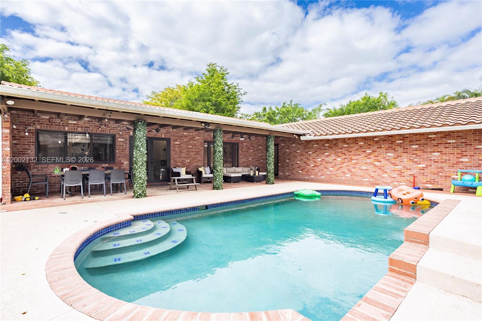 JACARANDA LAKES SECTION S - Residential