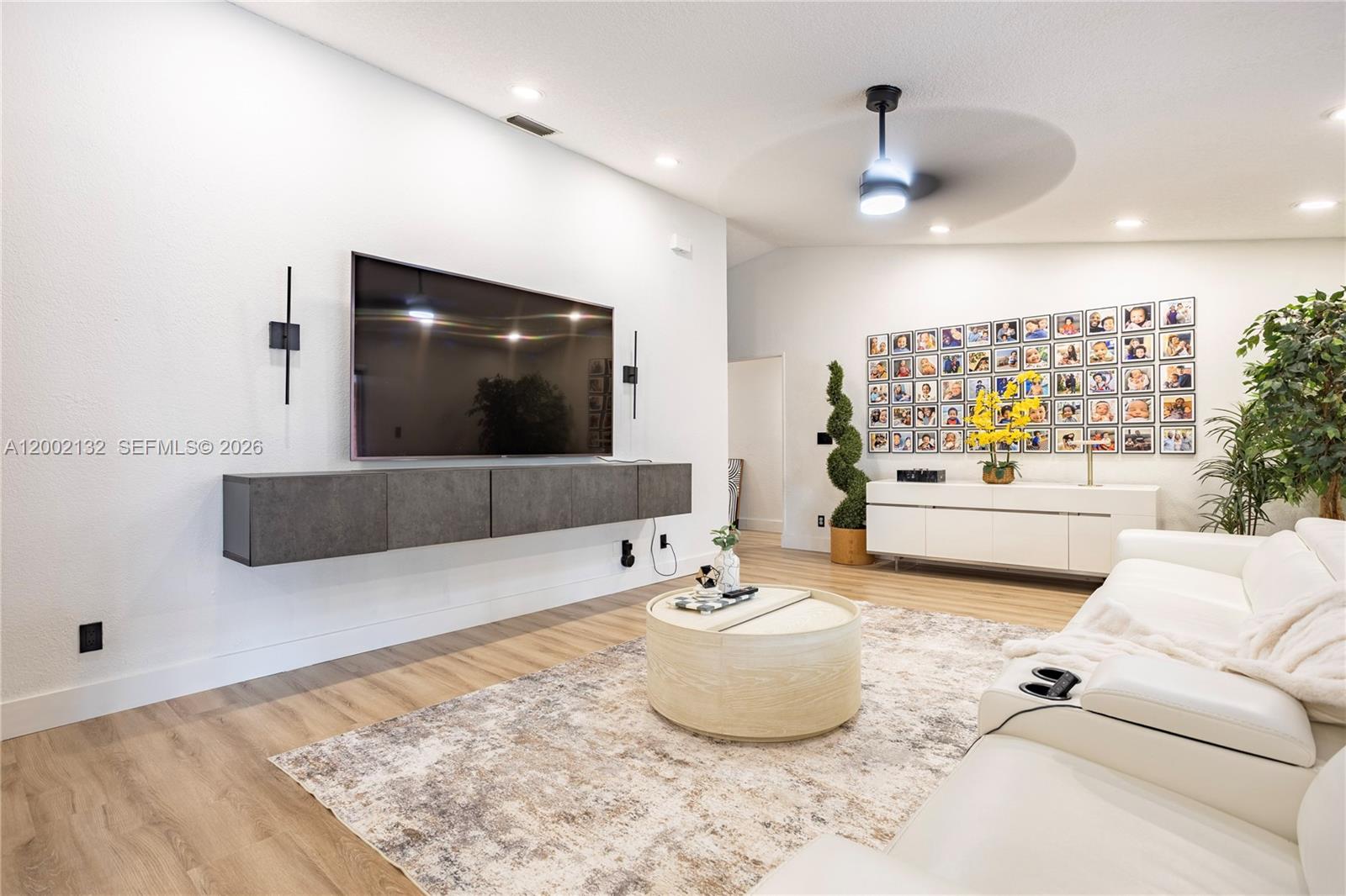 JACARANDA LAKES SECTION S - Residential