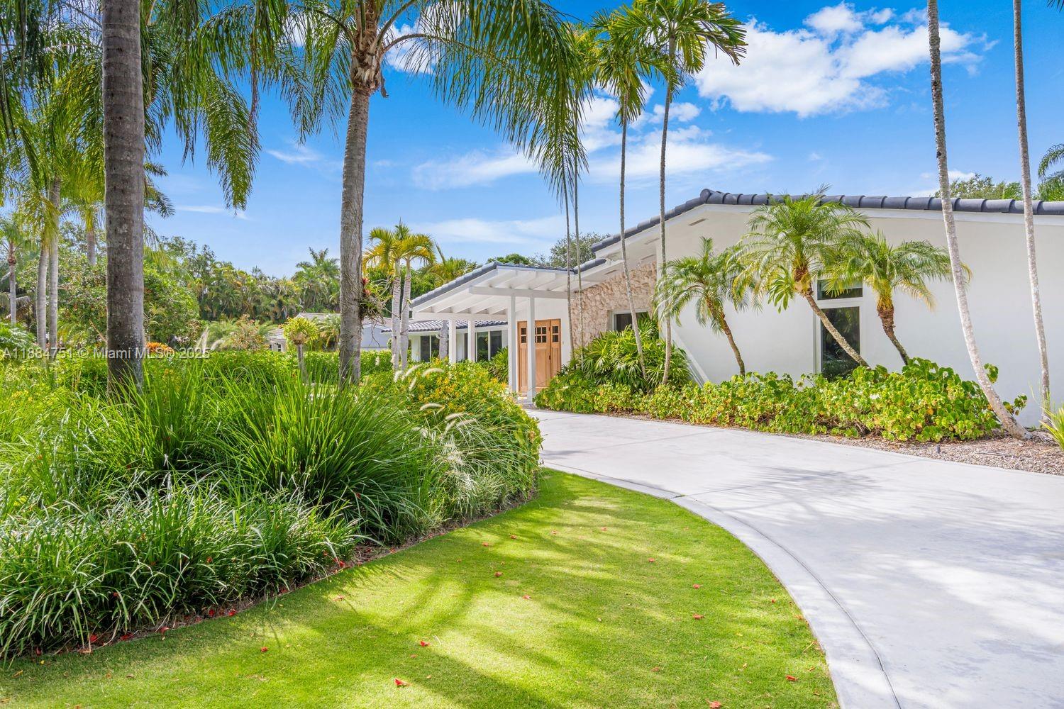 LOS PINOS - Residential