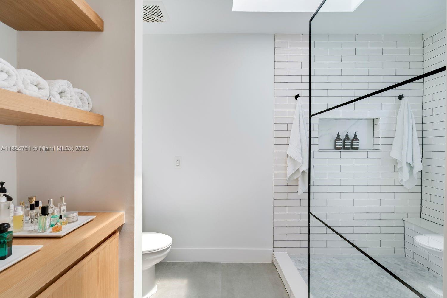 LOS PINOS - Residential