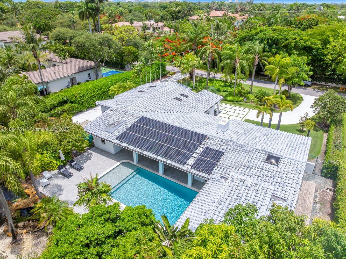 LOS PINOS - Residential