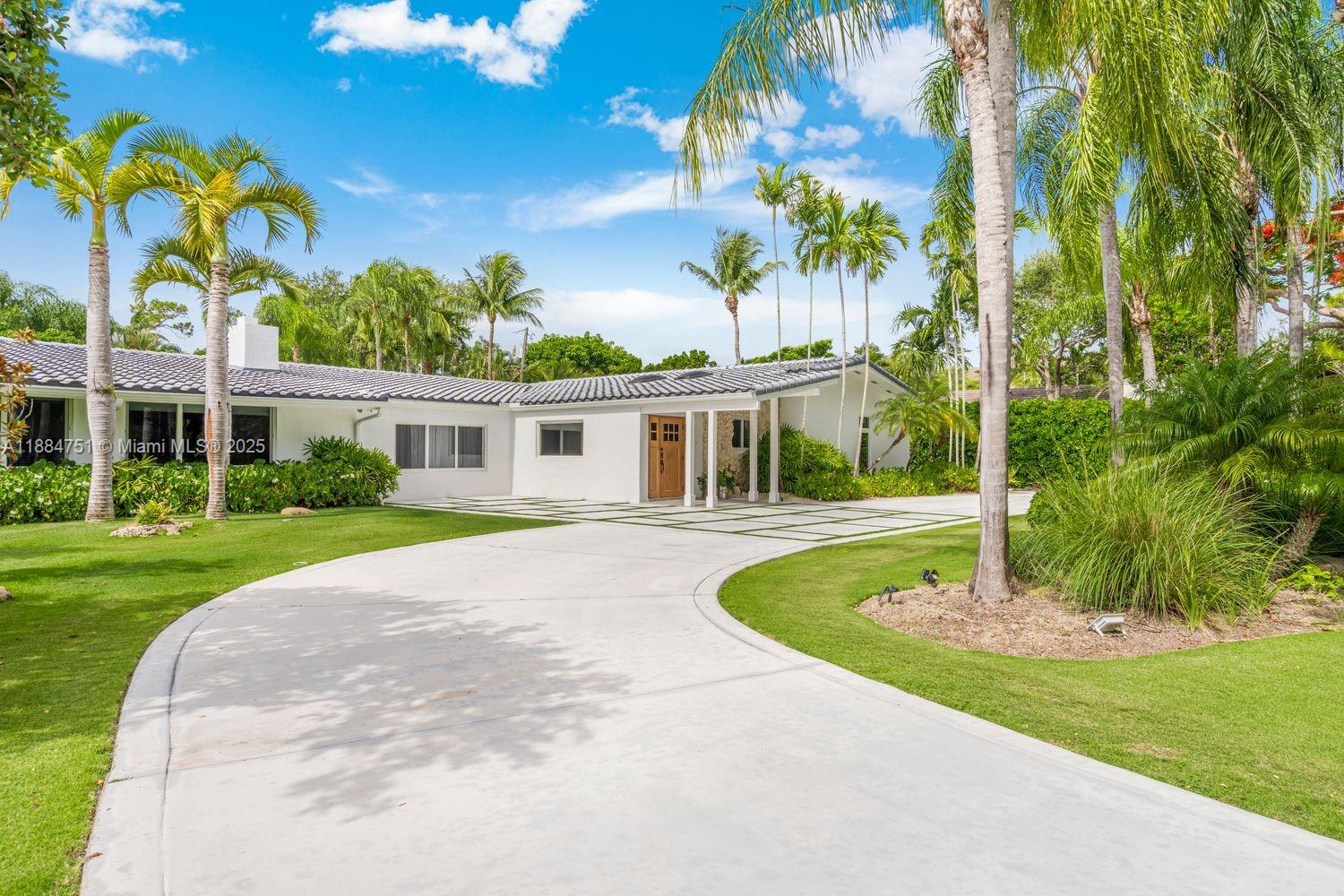 LOS PINOS - Residential