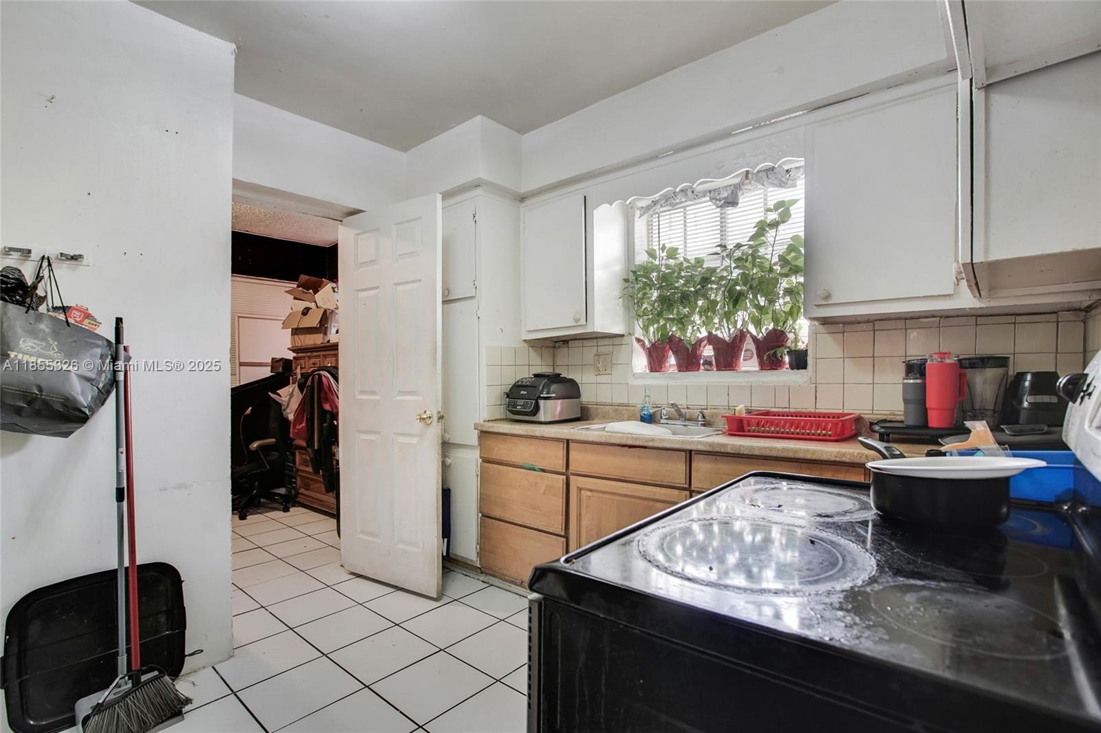 1785 NW 67th St