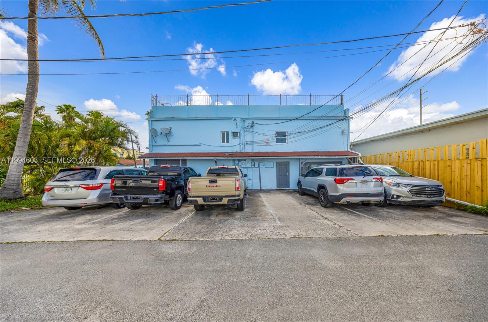 1610 N Dixie Hwy 1-48