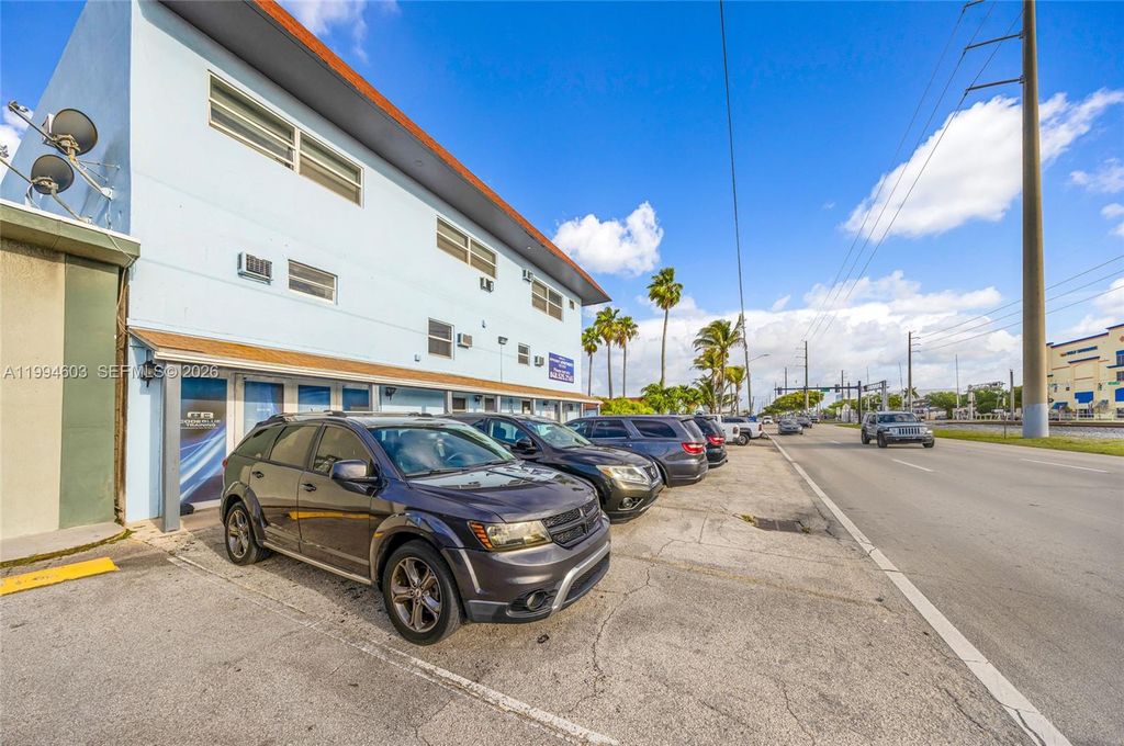 Photo of 1610 N Dixie Hwy #1-48, Hollywood, FL 33020 (MLS # A11994603)
