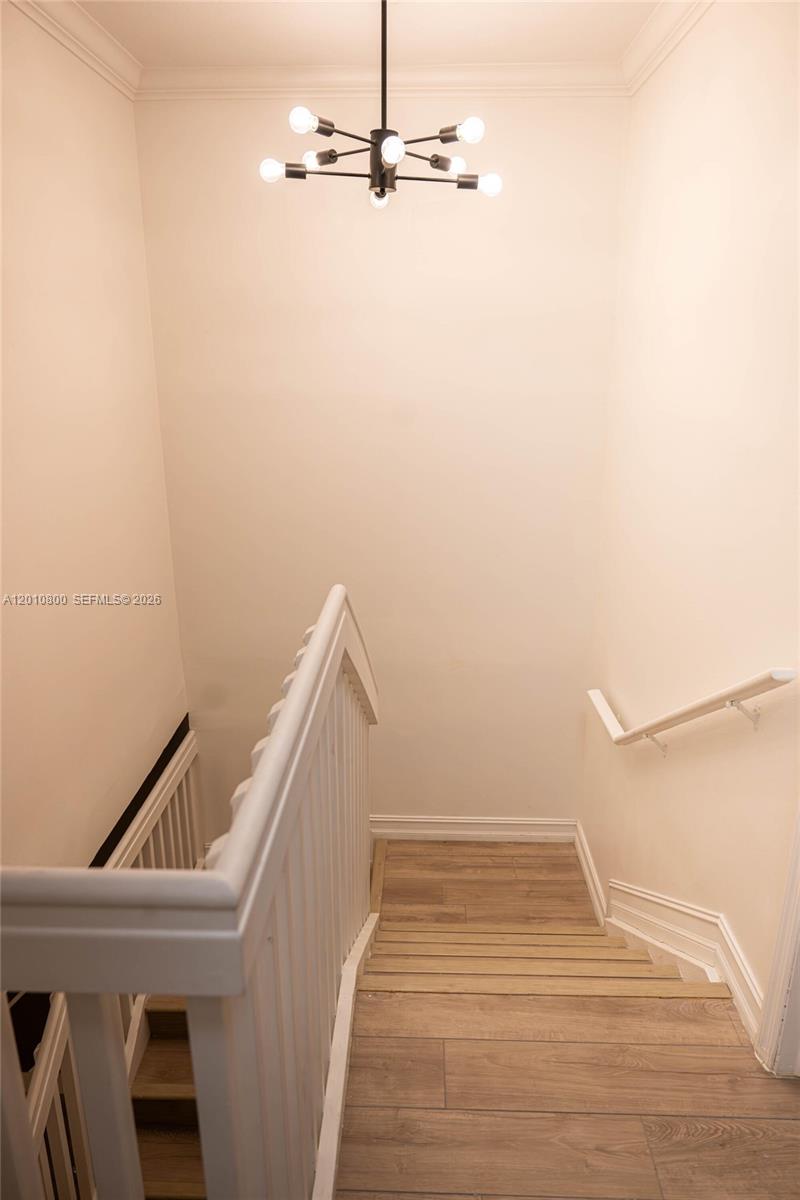 OAKVIEW CONDO #4 - Residential