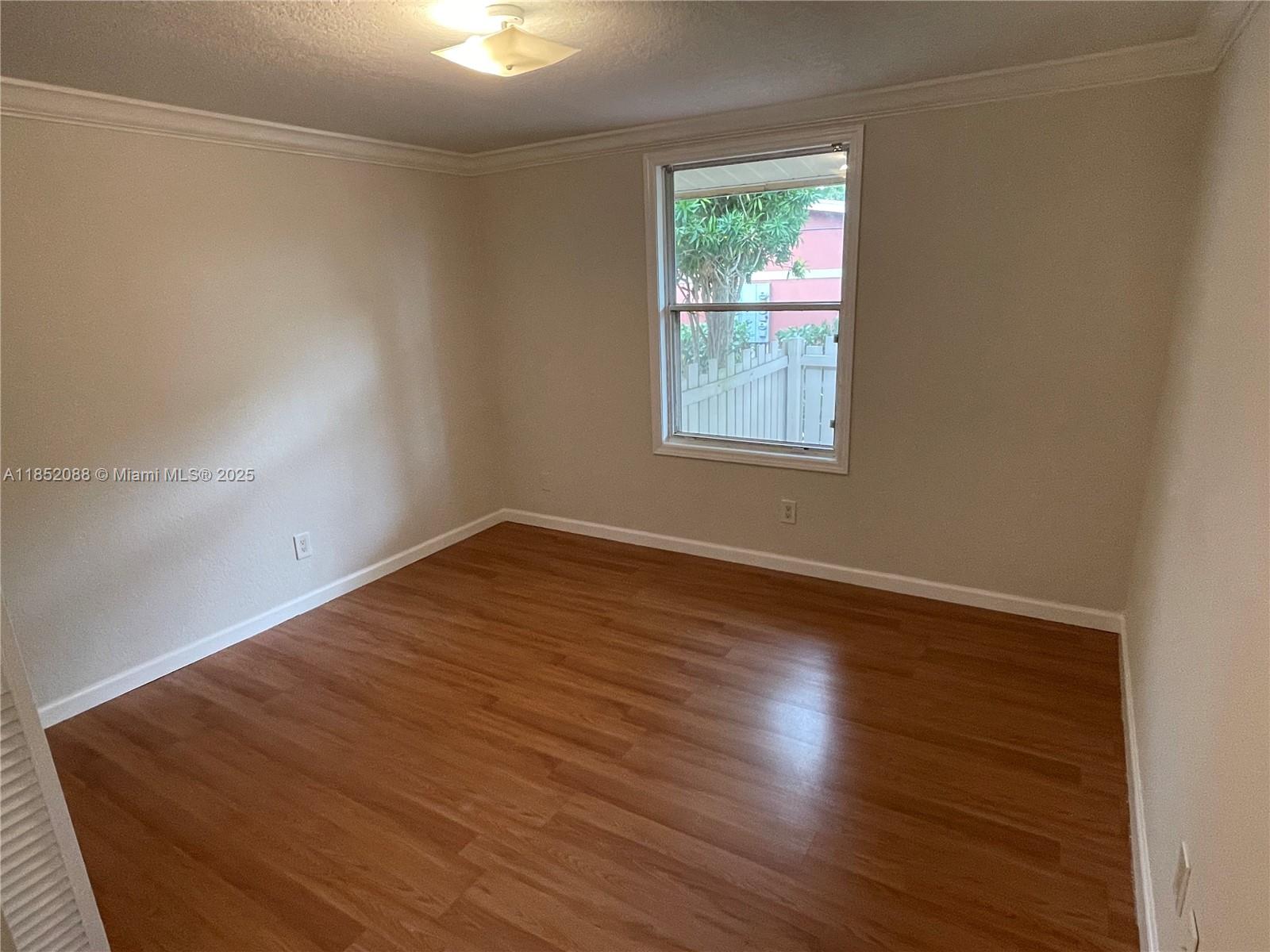 SOUTHGATE VILLAS CONDO - Residential Lease